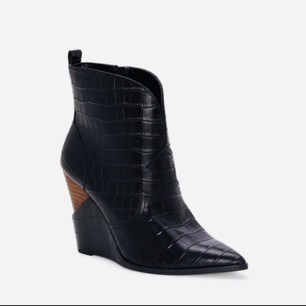 JESSICA SIMPSON "HILRIE" BLK CROC BOOTIE  8M CUTE & CHIC!!!!